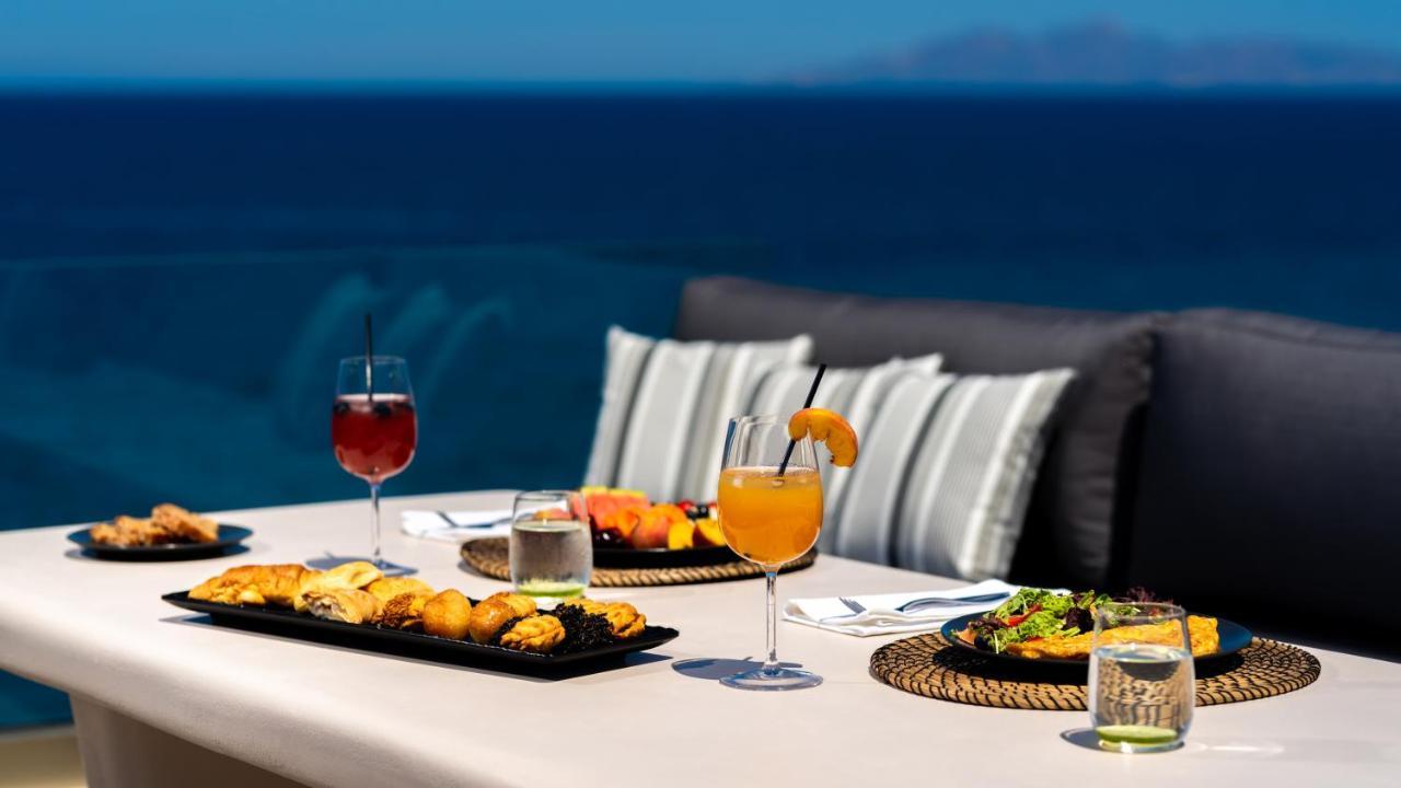 Neoma Luxury Suites Karterados  Dış mekan fotoğraf