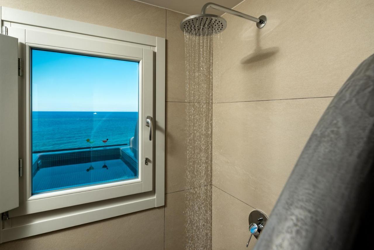 Neoma Luxury Suites Karterados  Dış mekan fotoğraf