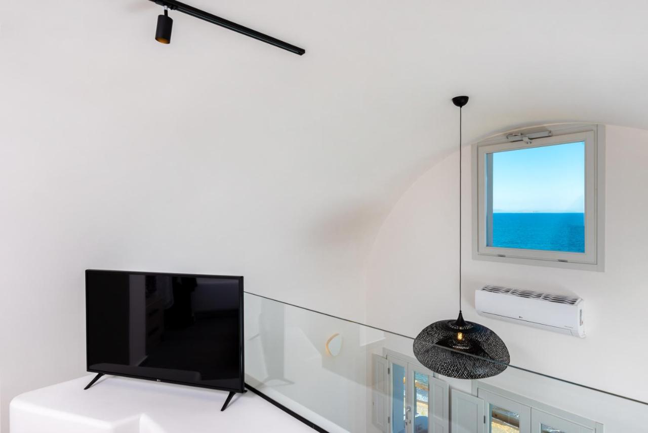 Neoma Luxury Suites Karterados  Dış mekan fotoğraf