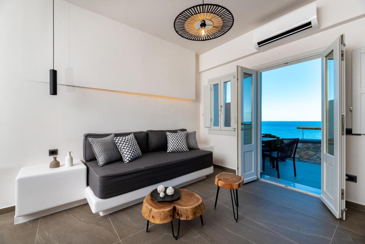 Neoma Luxury Suites Karterados  Dış mekan fotoğraf