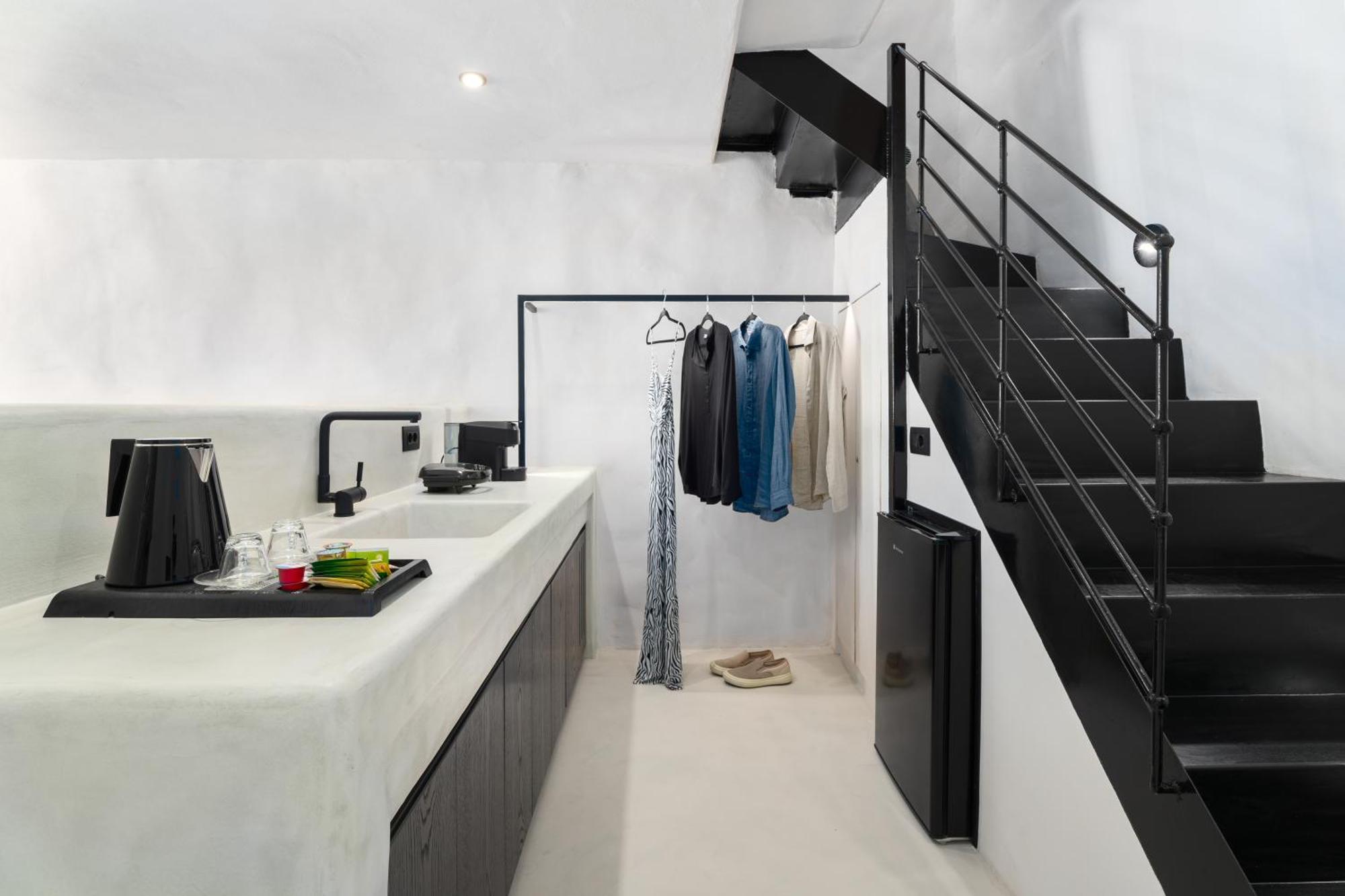 Neoma Luxury Suites Karterados  Dış mekan fotoğraf