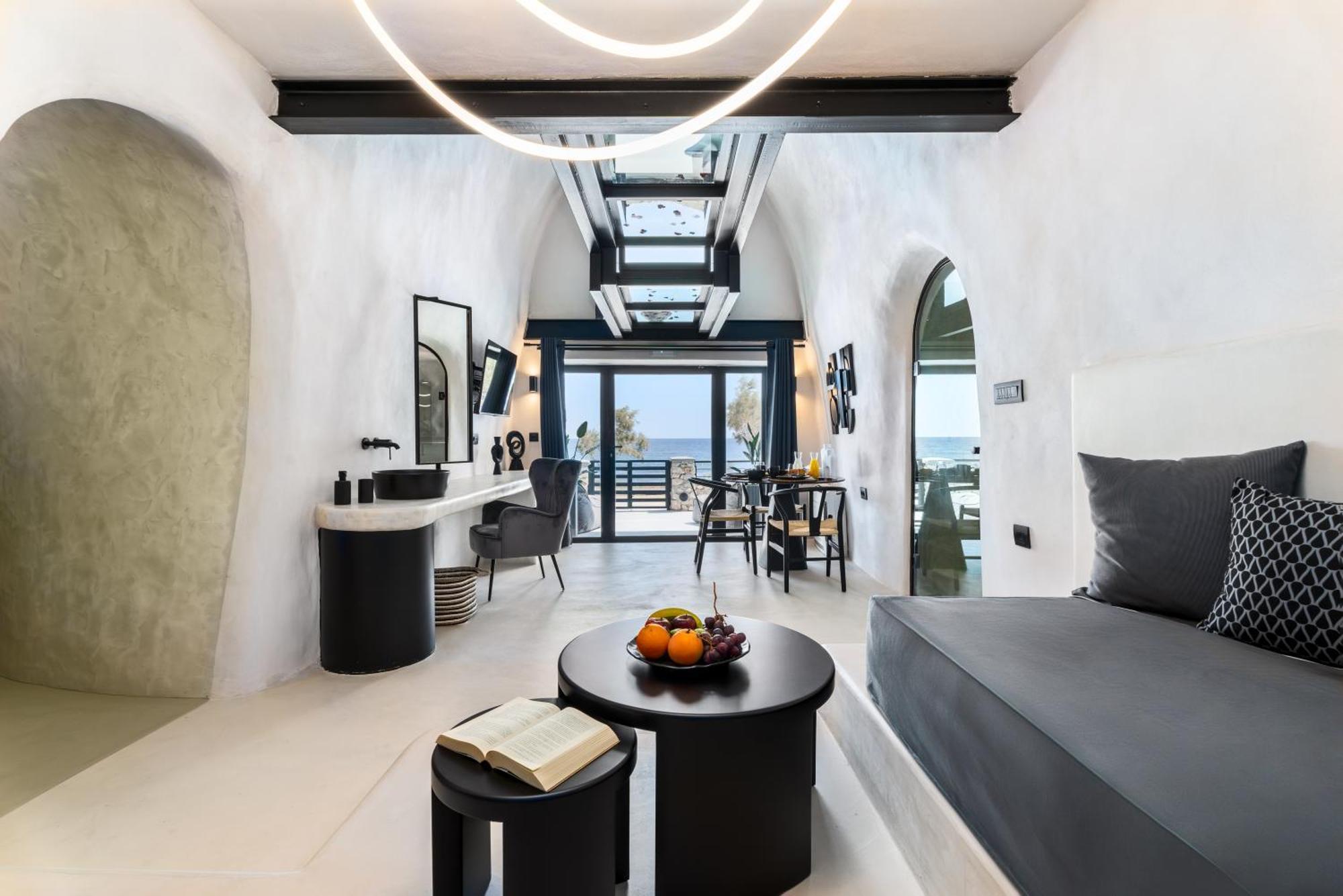 Neoma Luxury Suites Karterados  Dış mekan fotoğraf